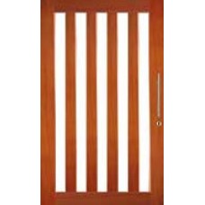 Hume XS45 entrance door